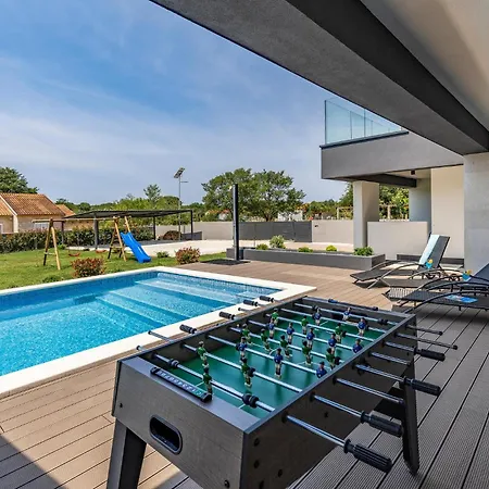 3 Bedroom Awesome In